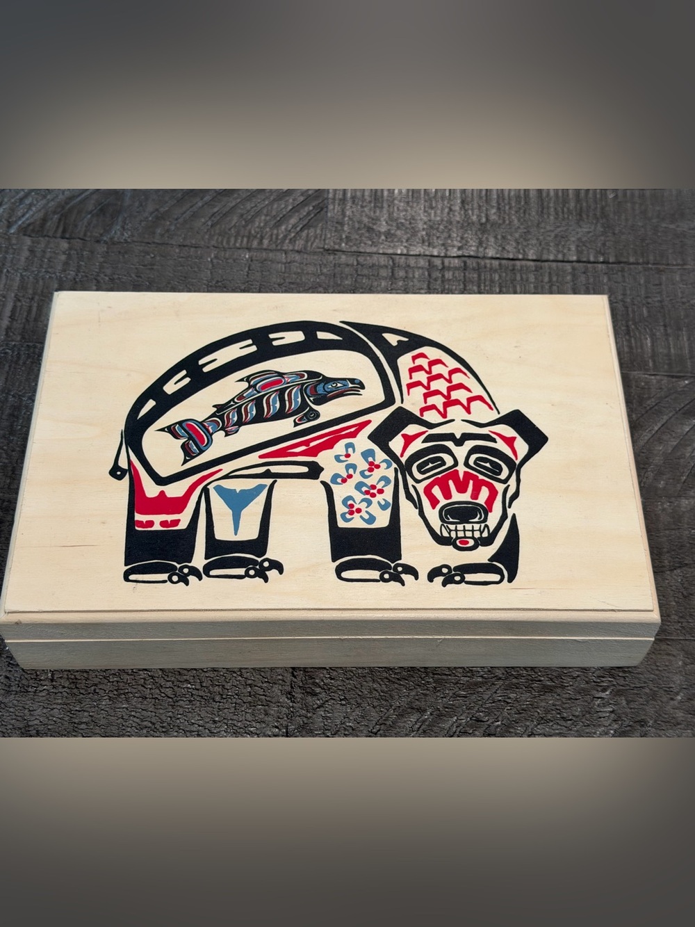 VTG NATIVE AMERICAN ART BEAR /SALMON CEDAR HINGED BOX PACIFIC NW. COASTAL 11"X7"